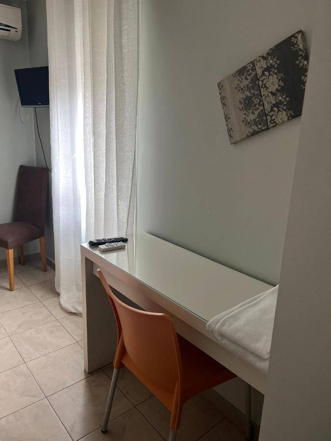 Hostal - Restaurante Asador Esperanza Уэска Экстерьер фото